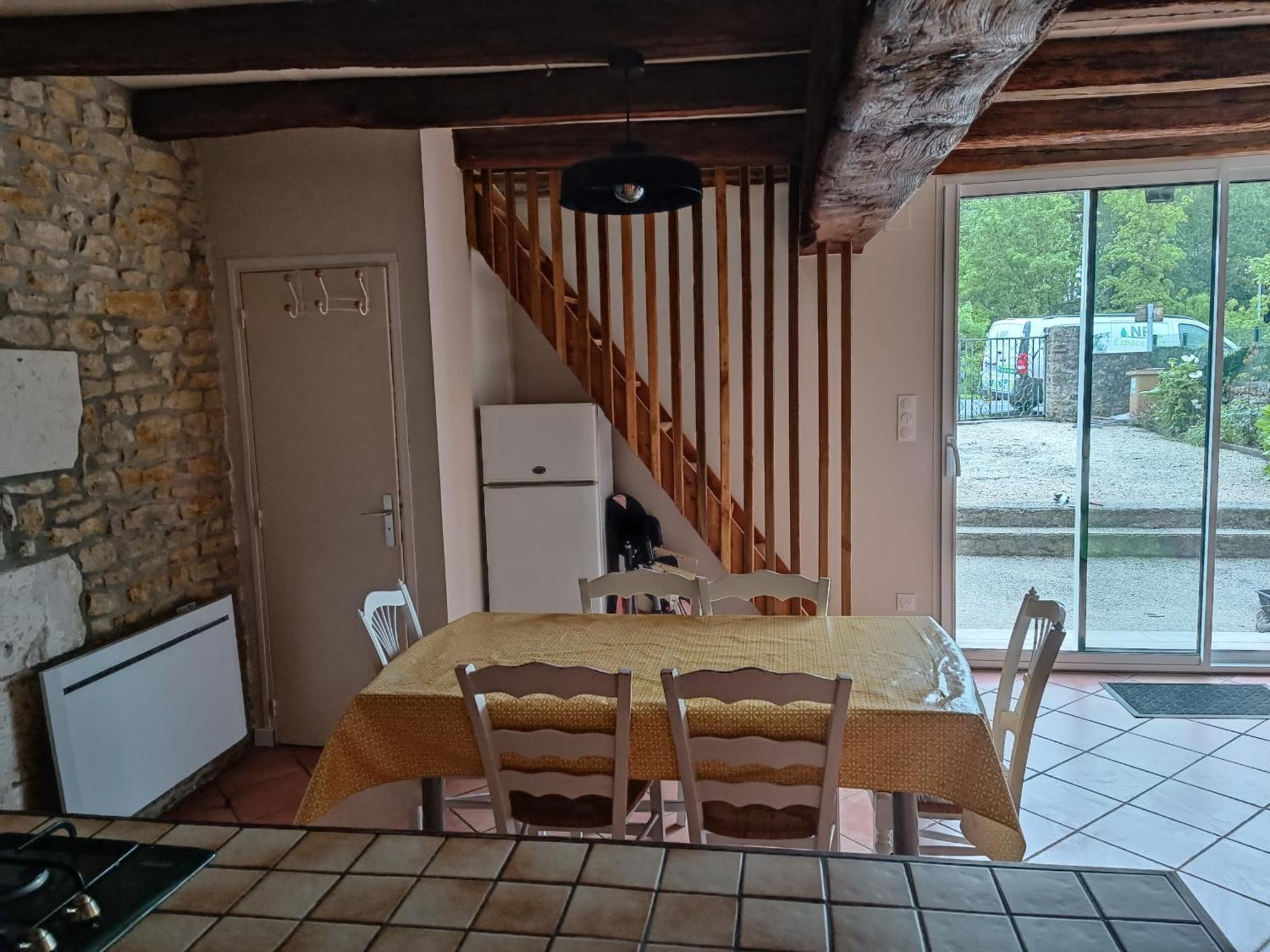 Charmante Maison En Pierres Sainte-Radégonde-des-Noyers Exterior foto